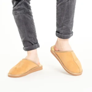 Beige Men’s House Slippers – Warm Home Relaxation