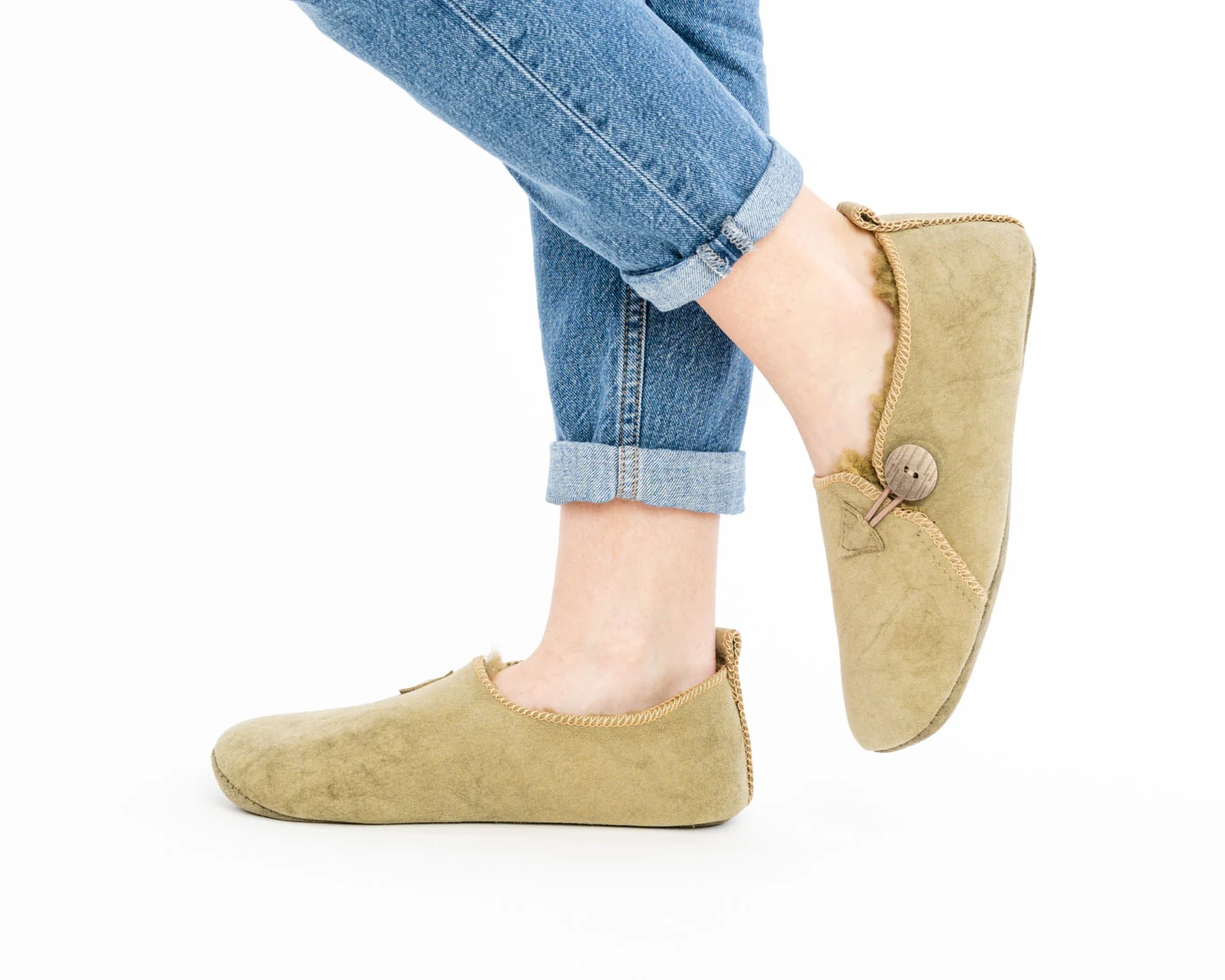 Olive Men’s Leather Slippers – Durable Indoor Warmth - Image 2