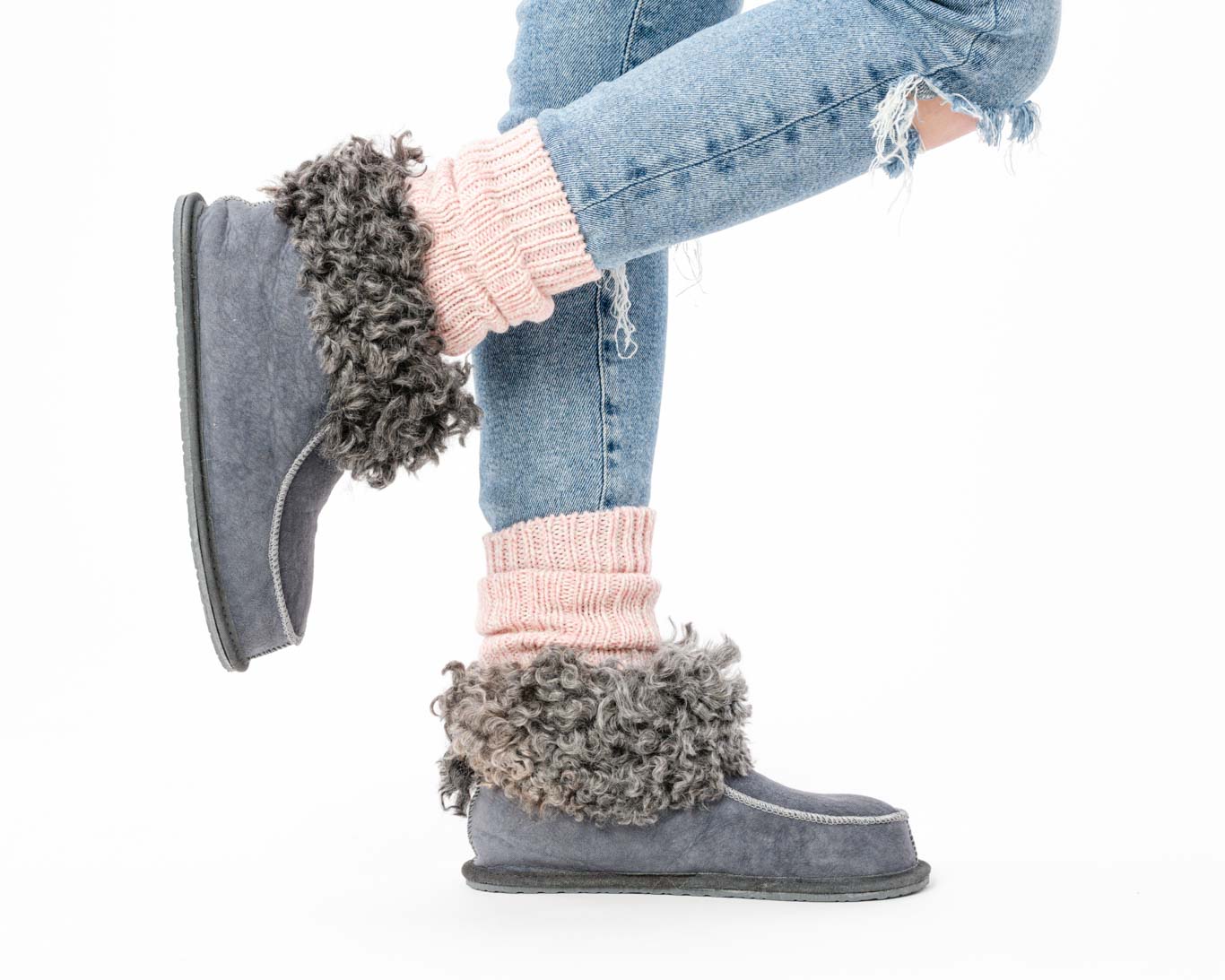 Sheepskin Slippers – natural wool – warm everyday comfort - Image 3