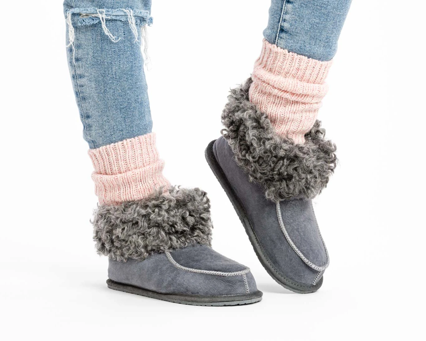 Sheepskin Slippers – natural wool – warm everyday comfort