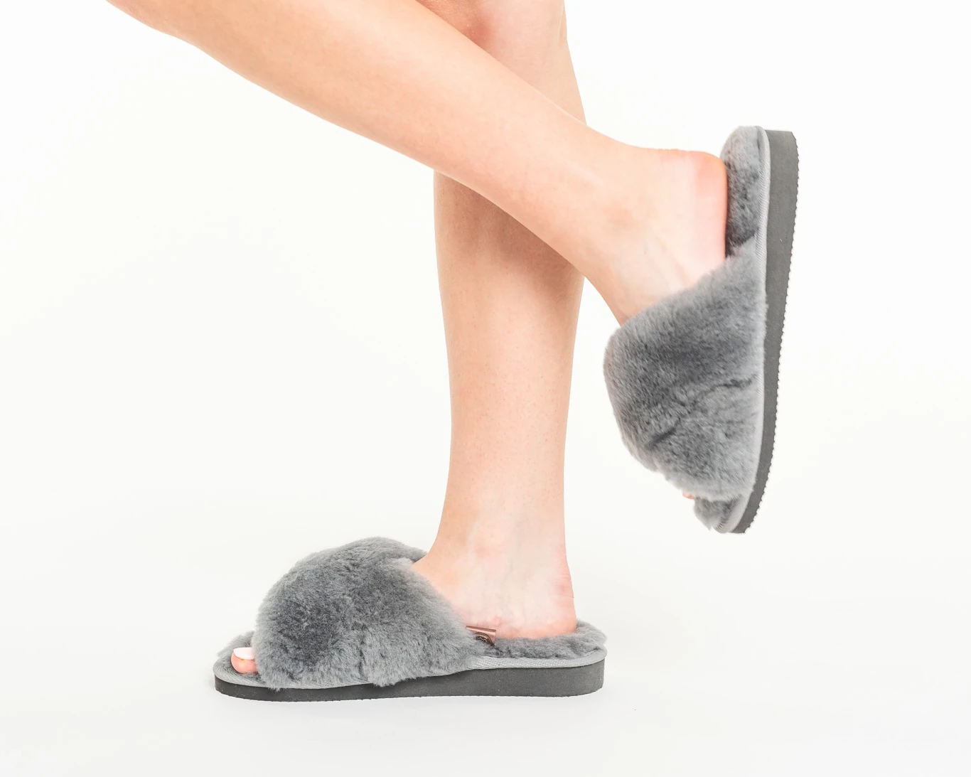 Gray Women’s Leather Slippers – Durable Indoor Comfort - Image 3