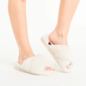 White Women’s Leather Slippers – Soft Everyday Comfort