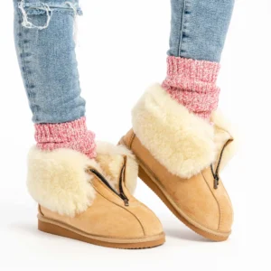 Zip-Up House Slippers – Practical Everyday Warmth